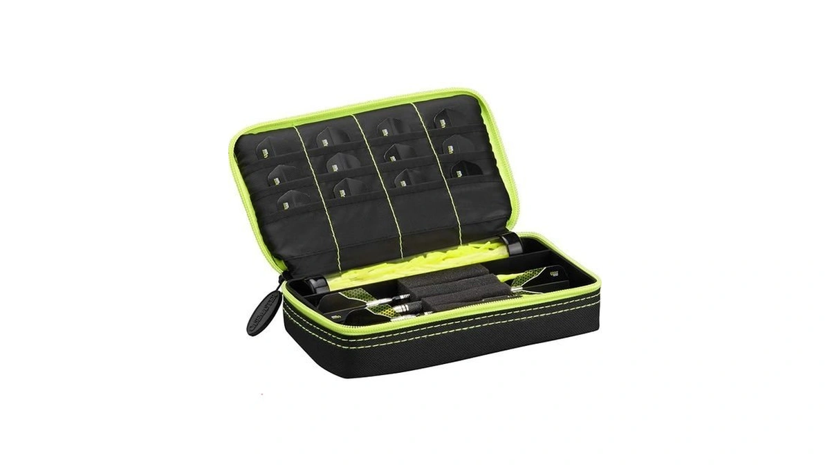 Casemaster Plazma Black With Yellow Trim Dart Case