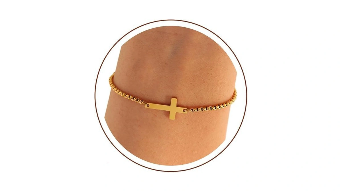 Baylay Gold Cross Bracelet For Women - 18k Gold Filled