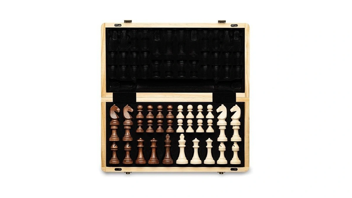 A&a 15 Inch Foldable Wooden Magnetic Chess Set W/ 3