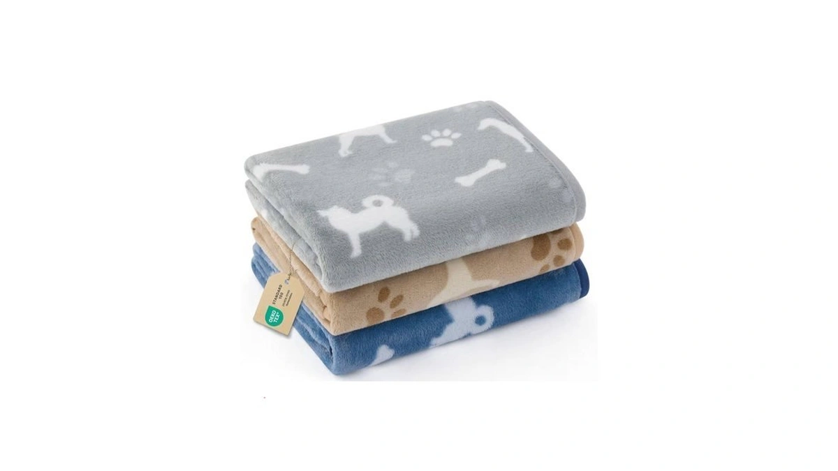 Bedsure 3-pack Dog Blanket, Ultra-soft Flannel Fleece Puppy Blanket With