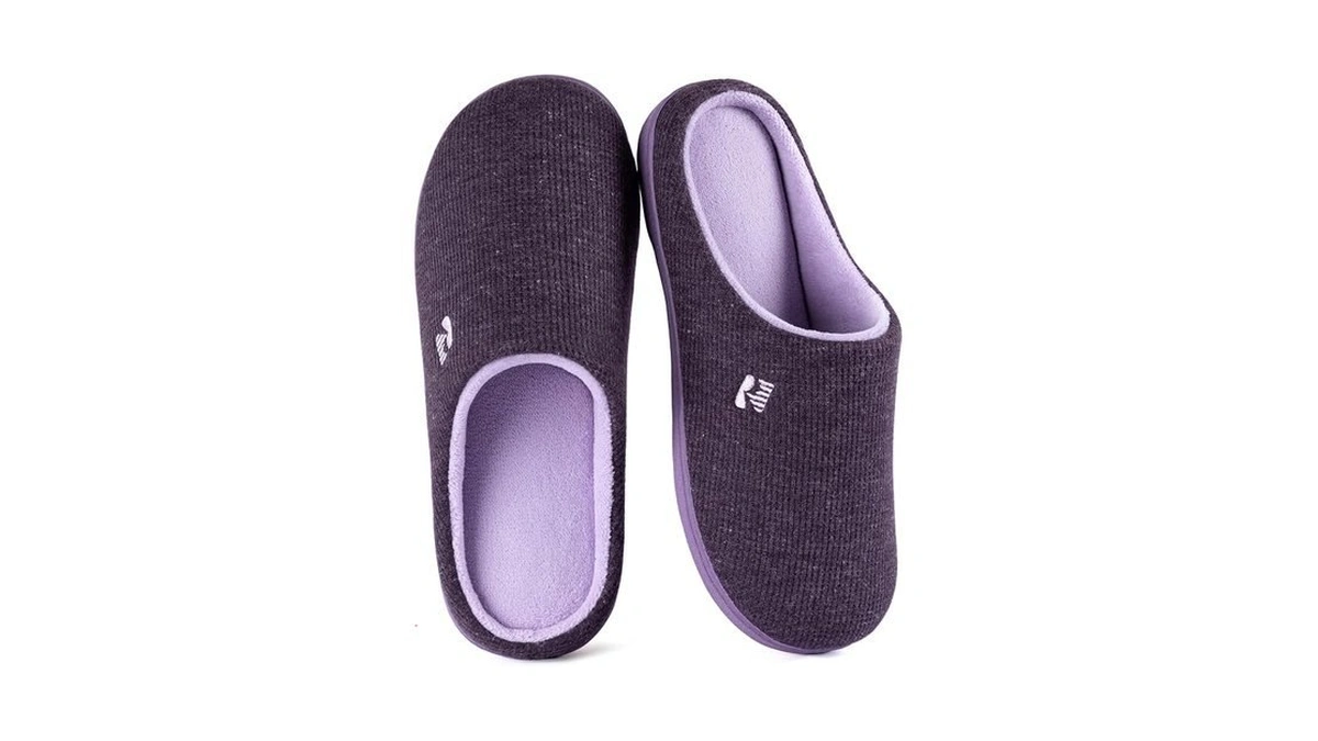 Rockdove Women's Original Two-tone Memory Foam Slipper, Size 7-8 Us