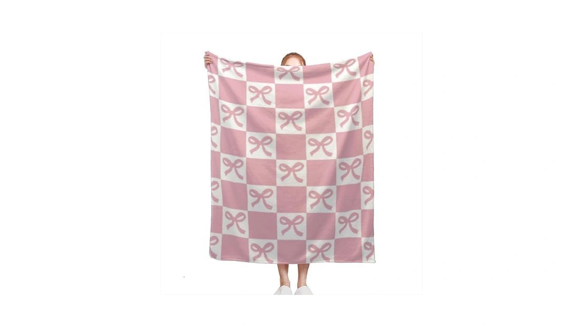 Vaiaoh Pink Bow Blankets, Lightweight Plush Cozy Soft Flannel Blanket