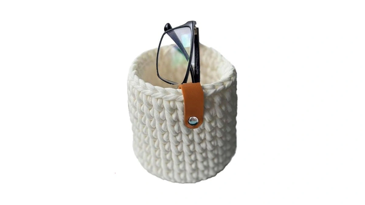 Clcbdeyit Crochet Glasses Storage Tube Standing Eyeglass Holder Eye Glasses