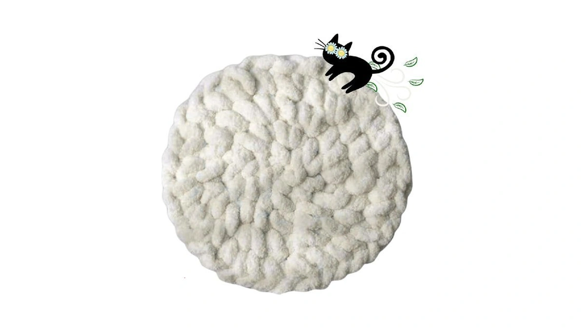 Urnat Cat Kneading Mat, Handmade Round Washable Cushion Bed Pad