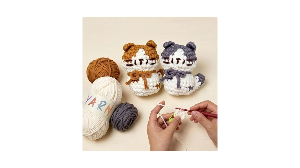 Juerum Cat Crochet Kit For Beginners – Step-by-step Video Tutorials