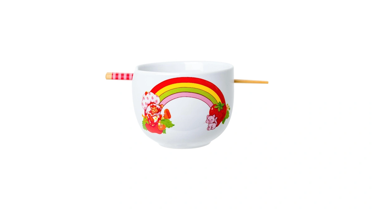 Silver Buffalo Strawberry Shortcake Vintage Rainbow Featuring Custard Ceramic Ramen