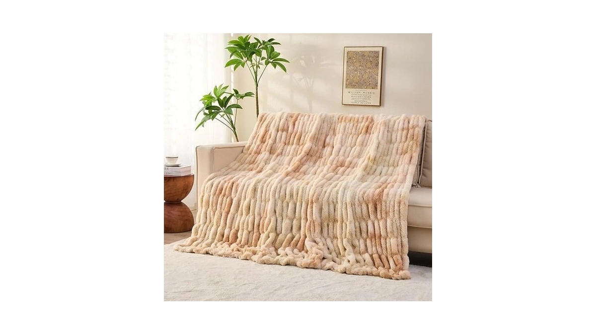 Viviland Faux Fur Throw Blanket For Bed Couch Sofa -