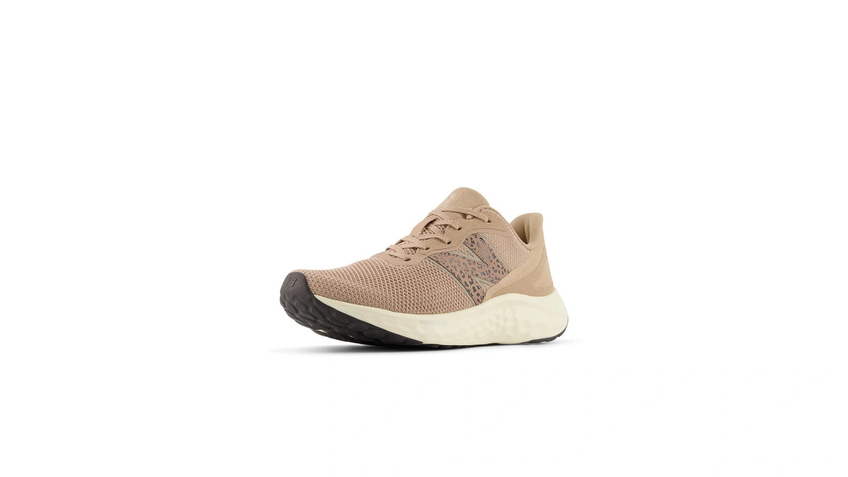 New Balance Women's Fresh Foam Arishi V4 Running Shoe, Flat