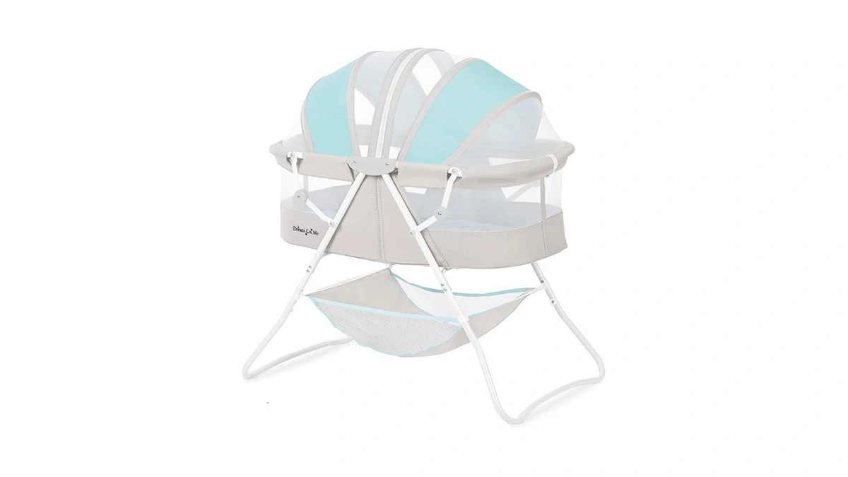 Dream On Me Karley Portable Newborn Bassinet With Double Mesh