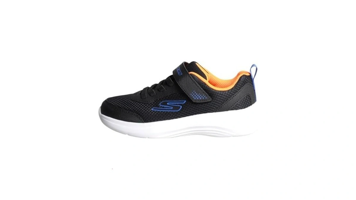 Selectors Sneaker, Black, 3 Little Kid