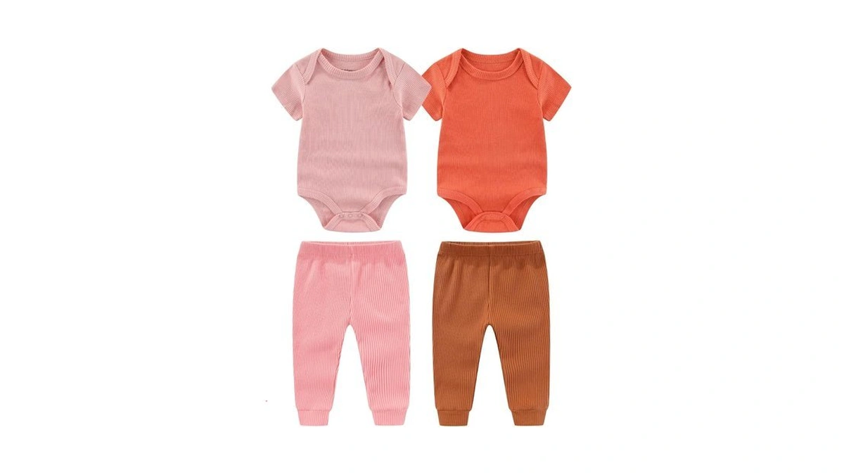 Newborn Baby Layette Set 4-piece With Bodysuits And Pants Set