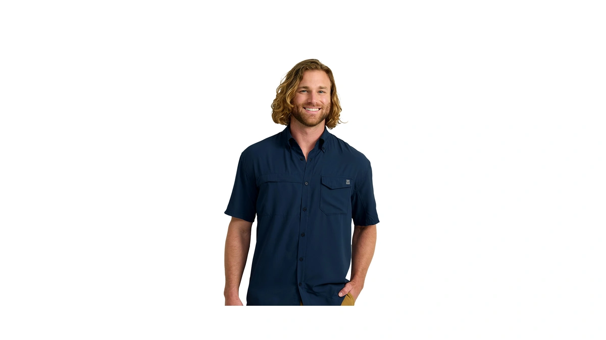 Huk Mens Tide Point Solid Short Sleeve Shirt, Button Down