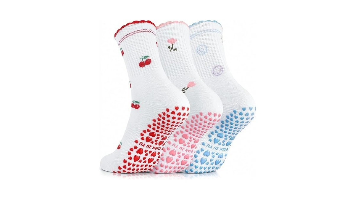 Soxitoevy 3 Pairs Cute Pilates Grip Socks For Women Yoga
