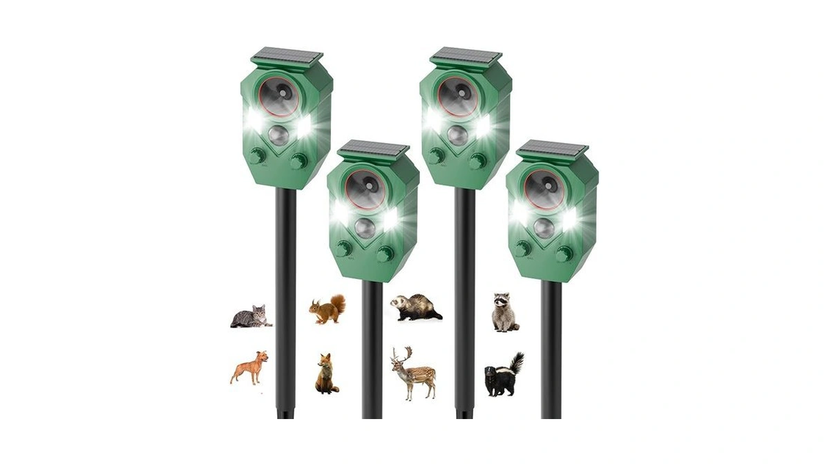 4-pack Solar Powered Ultrasonic Animal Repeller, Outdoor Waterproof Deer Squirrel