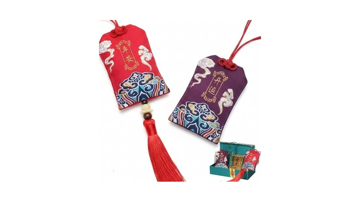 Feng Shui Amulet Set: Protection Car Charms & Wealth Gift