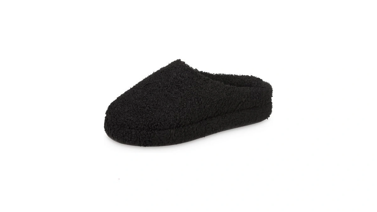 Isotoner Women's Indoor/outdoor Slip-on Fiona Clog Slippers With Memory Foam