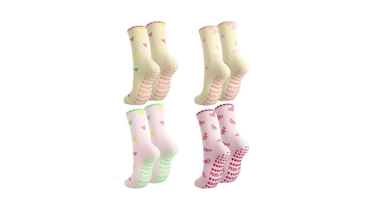 Scenicamp 4 Pairs Cute Pilates Socks Women Grippy Athletic Crew