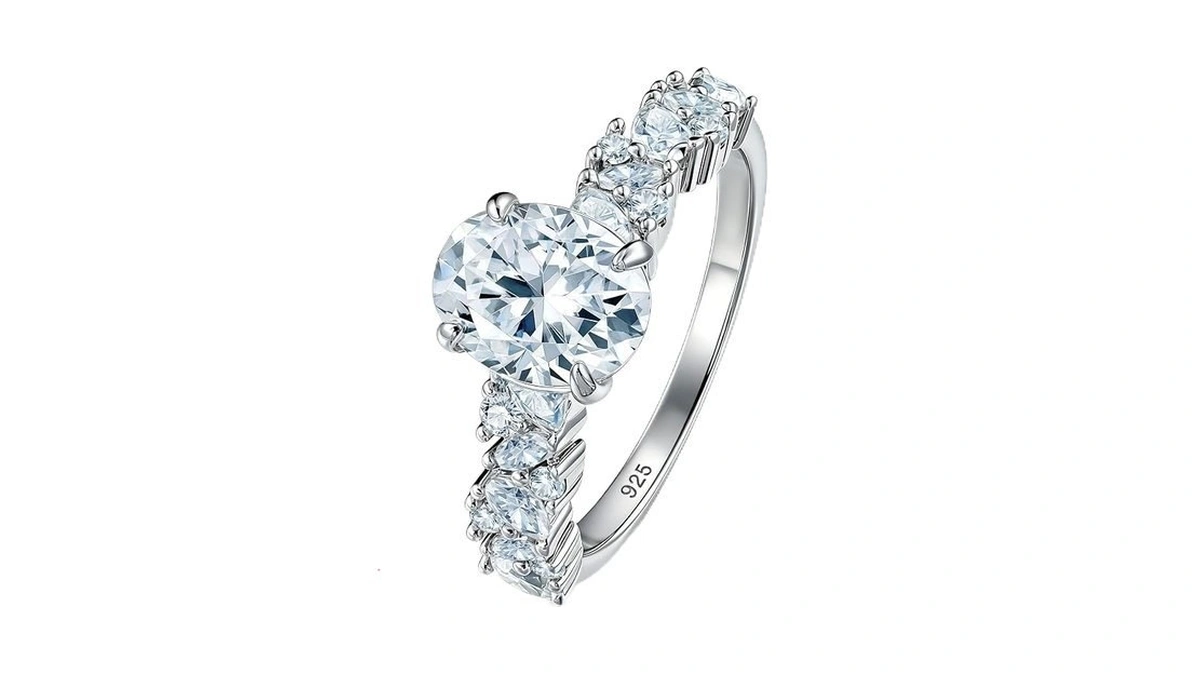 Heinlov Moissanite Engagement Ring For Women 925 Sterling Silver Oval