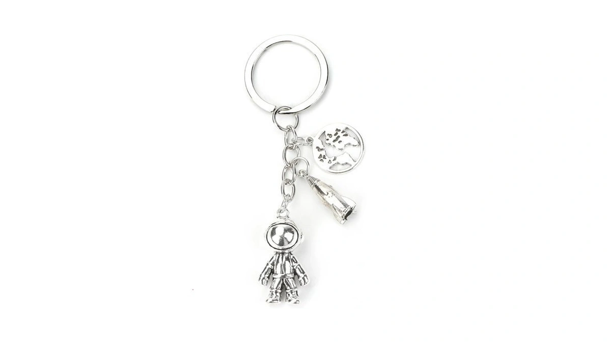 Shtalhst Astronaut Keychain Spaceman Keycharm For Men Ideal Gift Keychains