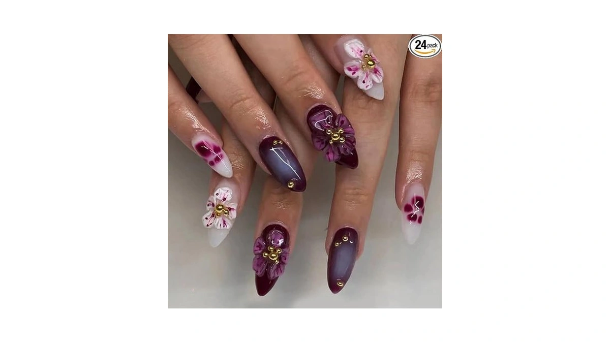 Yosommk Browm White Press On Nails Short Almond Fake Nails