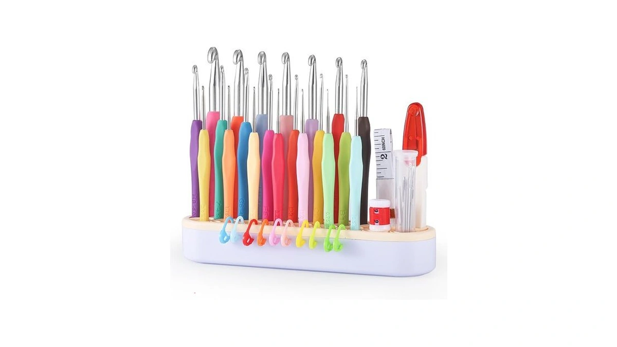 Yojob 21 Sizes Crochet Hooks Set 0.5mm-10mm, Plus Crochet Accessories