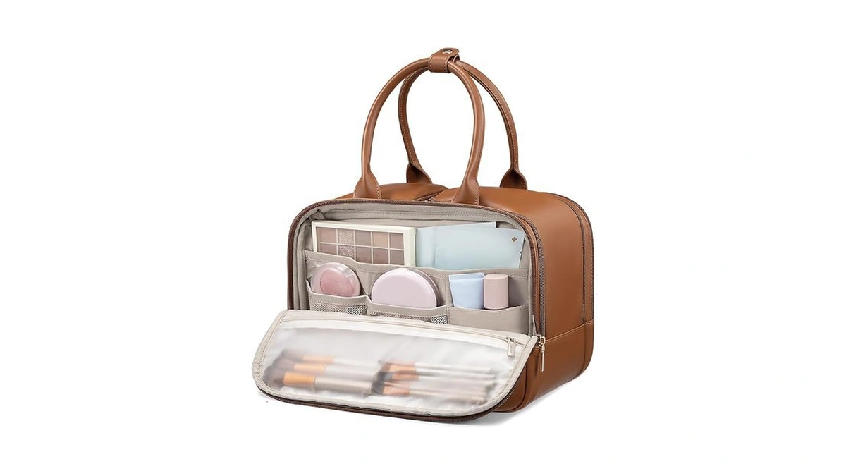 Lovevook Travel Toiletry Bag For Women, Leather Large Wide-open Makeup