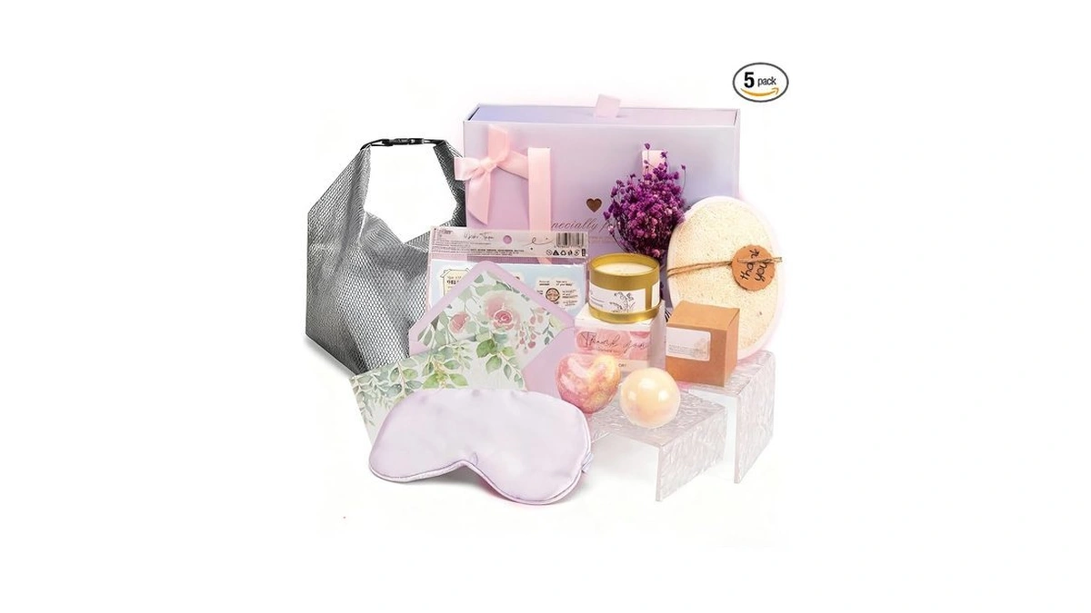 Luxury Birthday Gifts Box For Women With Greeting Card |