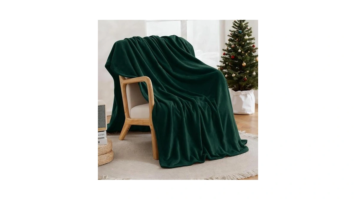 Swiftify Ultra Soft Fleece Throw Blanket, Silky Flannel Fuzzy Blanket