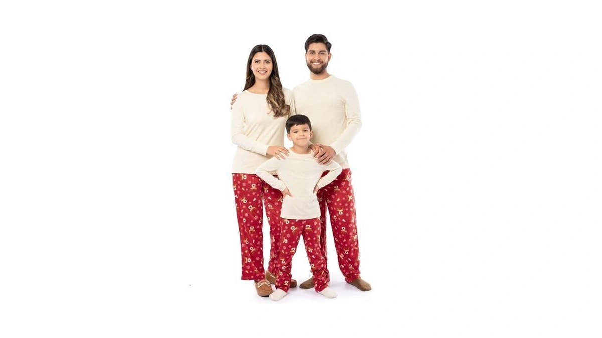 Fruit Of The Loom Matching Holiday Family Sleep Pajama Set