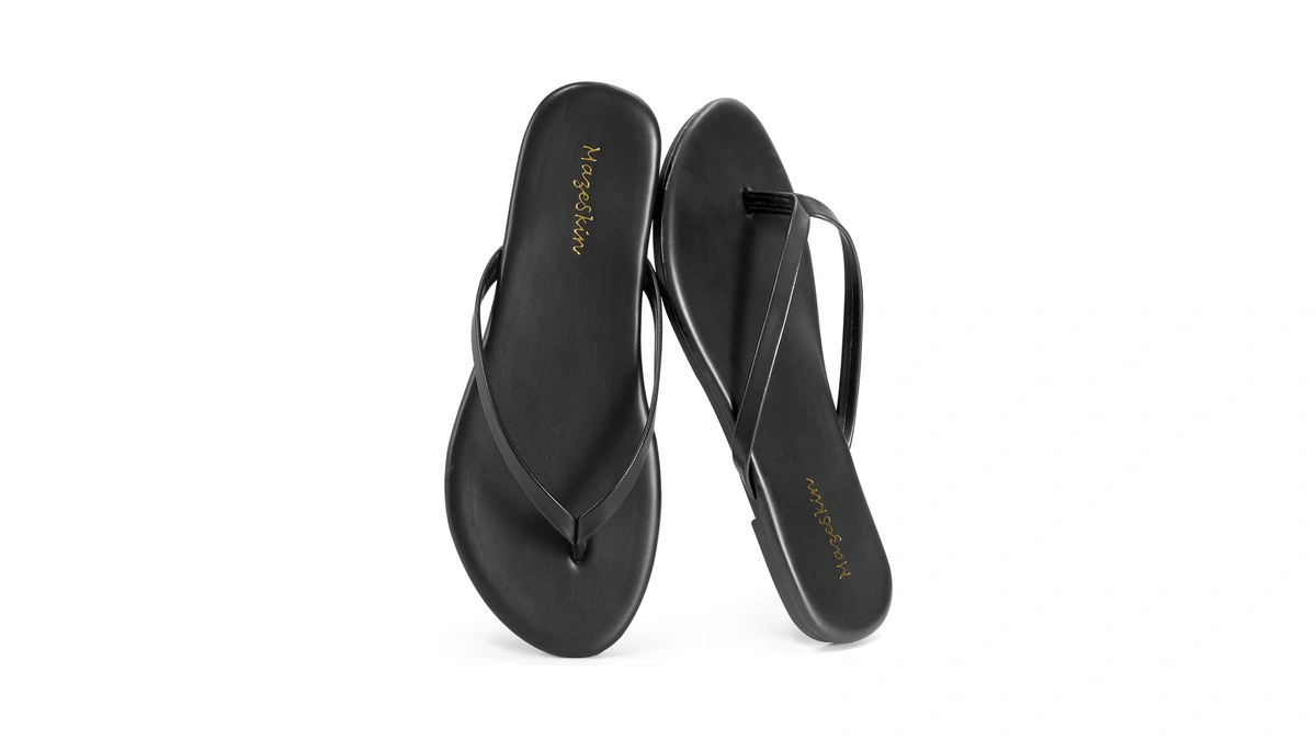 Mazeskin Women's Memory Foam Comfortable Flat Thong Sandals Dressy Summer