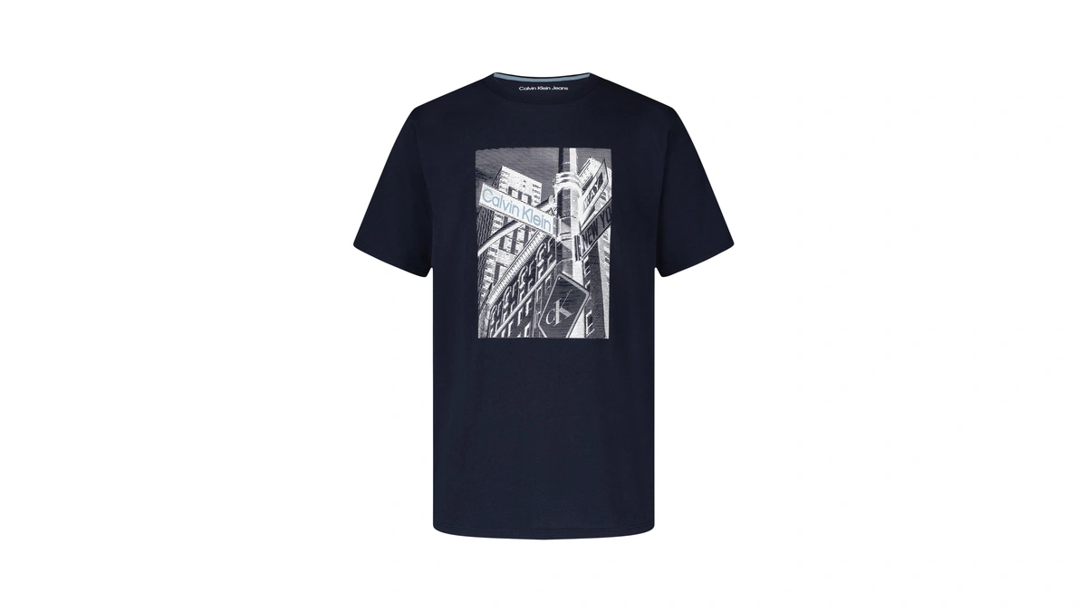 Calvin Klein Boys' Short Sleeve Graphic Crew Neck T-shirt, Comfortable,