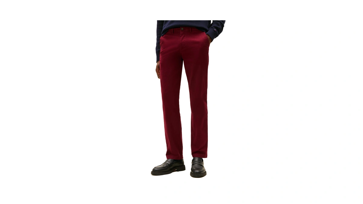 Tommy Hilfiger Men's Stretch Chino Pants In Custom Fit,deep Rouge