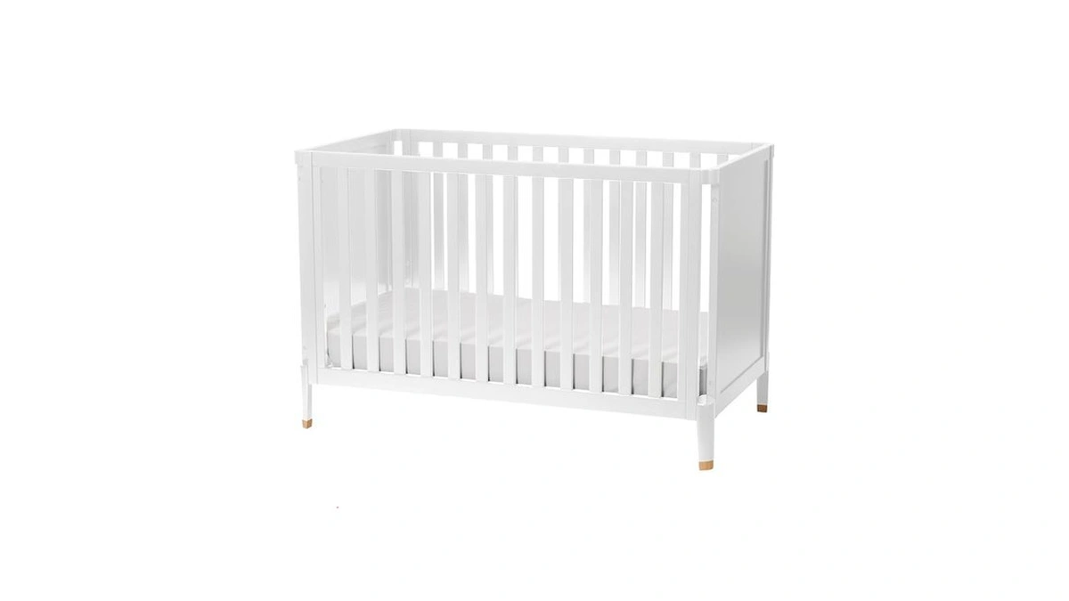 Little Seeds Aster 4-in-1 Convertible Crib, True White