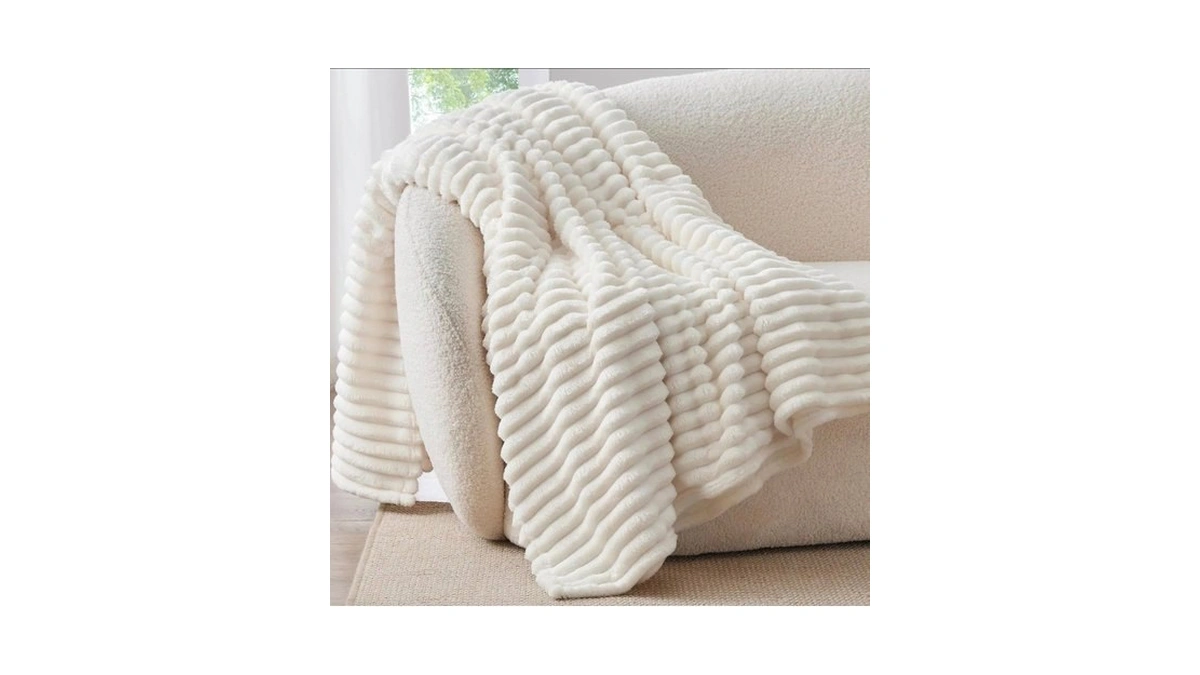 Bedelite Fleece Throw Blanket For Couch - 300gsm Soft &