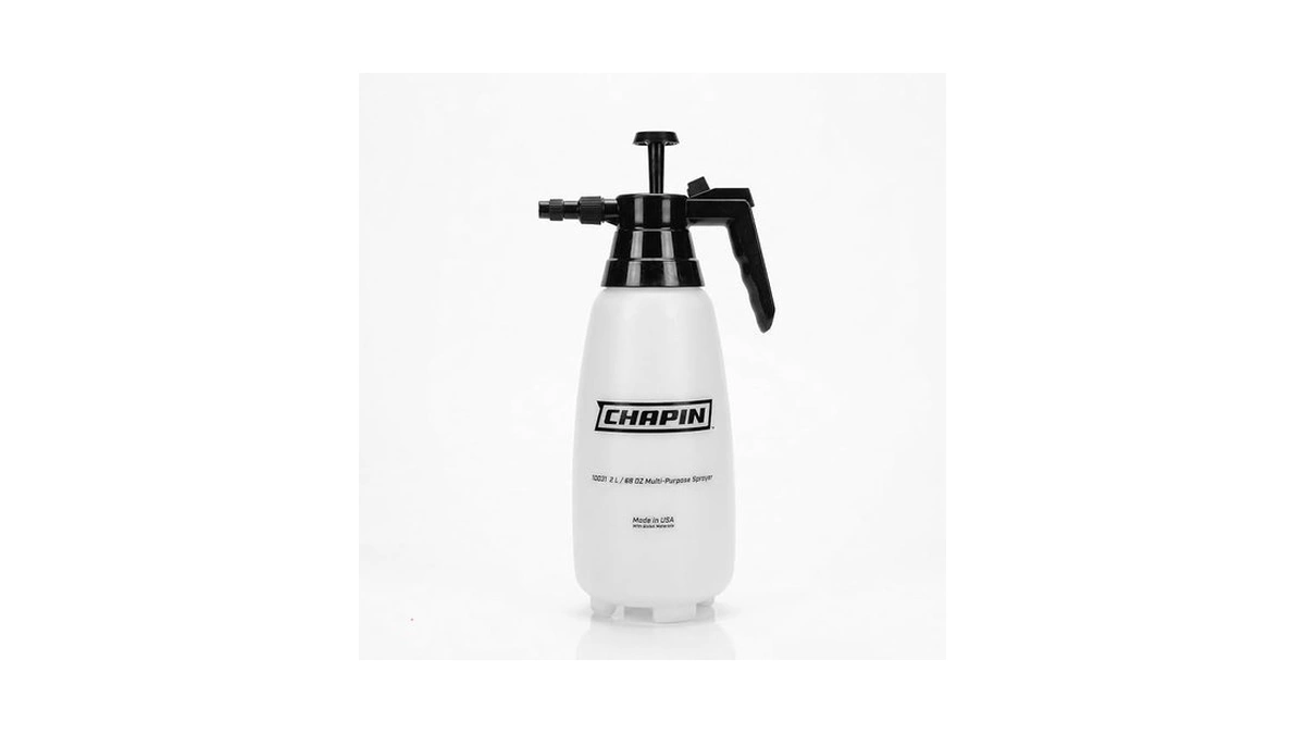 Chapin 68oz Pump Sprayer, Anti-clog For Easy Application