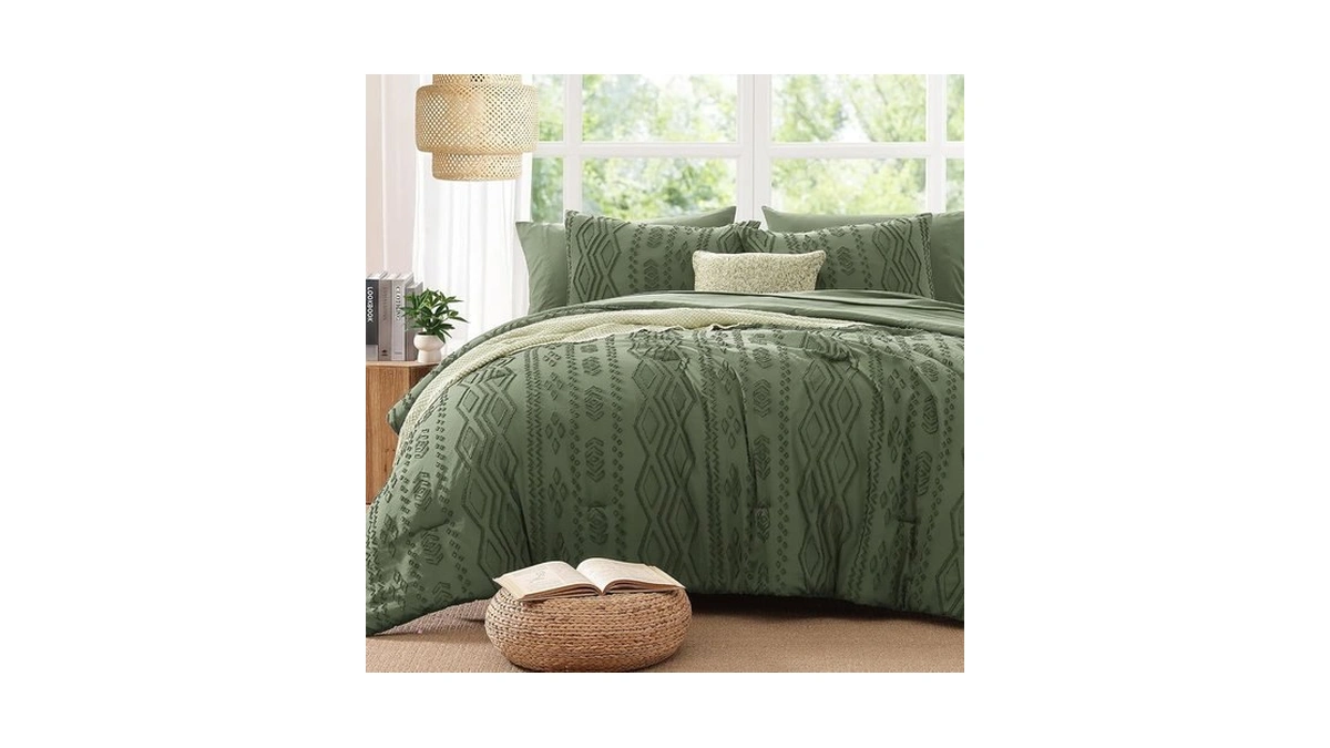 Amberspace Queen Comforter Set Olive Green, Tufted Farmhouse Bedding Boho