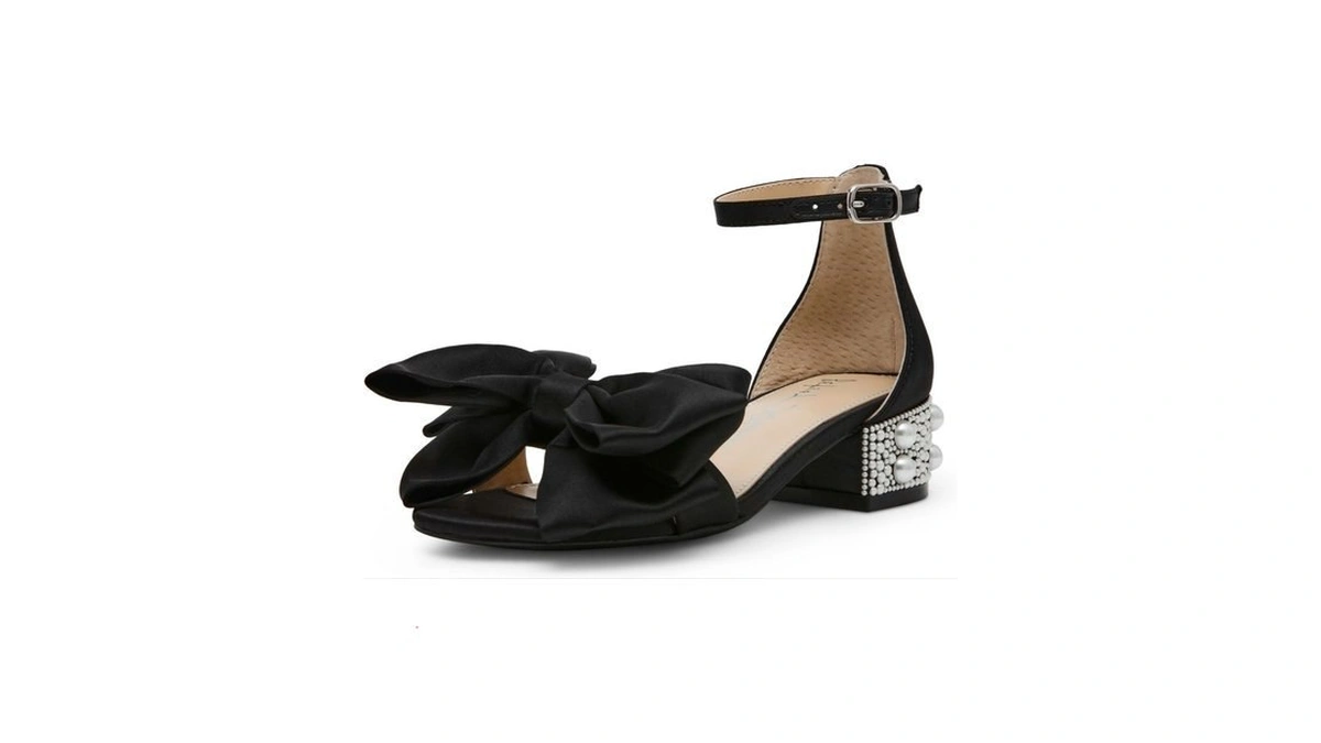Betsey Johnson Kids Girls Lulu Heeled Sandal, Black, 2