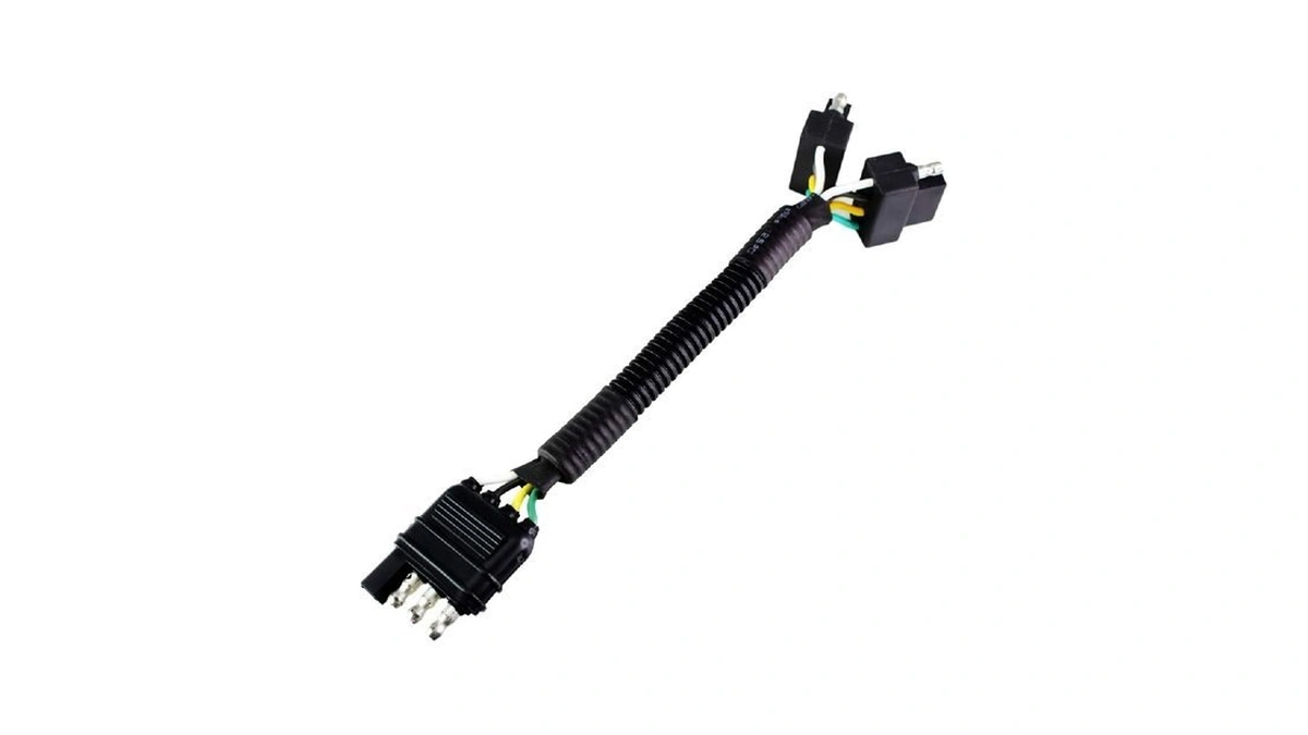 Opt7 Weatherproof 4 Pin Tow Y Splitter Connector Adapter