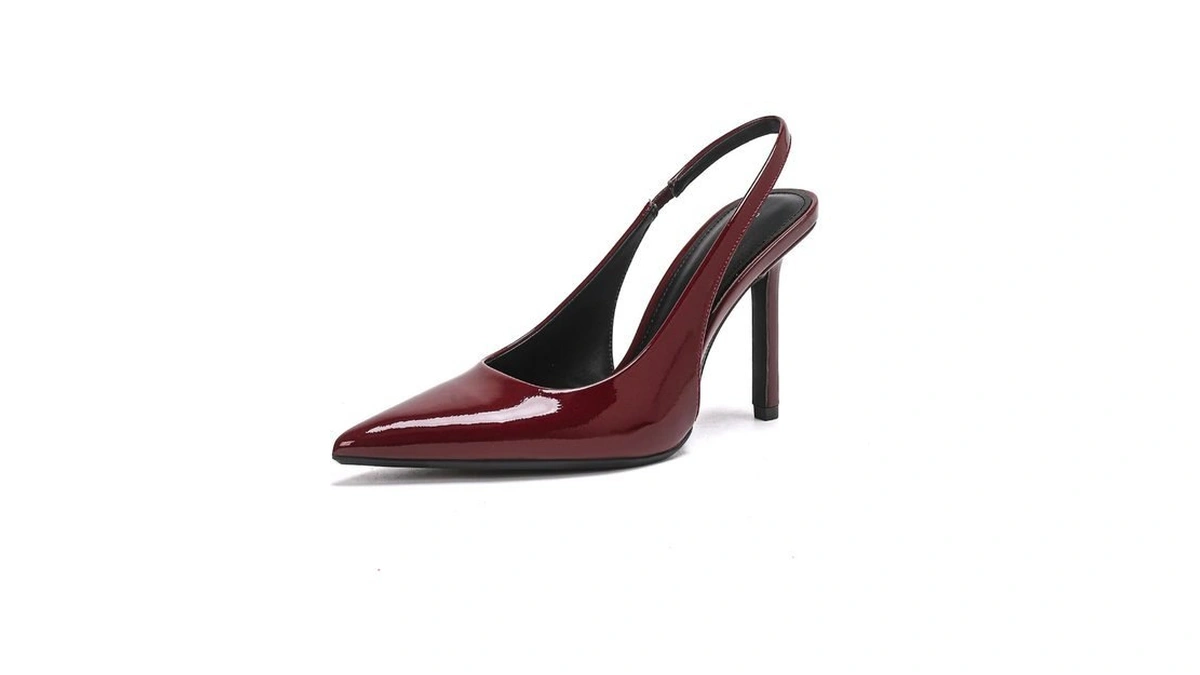 On Feet& In Love Womens Dress Shoes Glossy Patent Pointed
