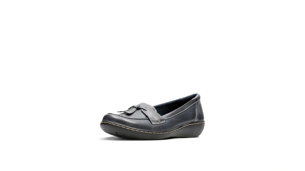 Clarks Women's Ashland Bubble Loafer, Black, 5