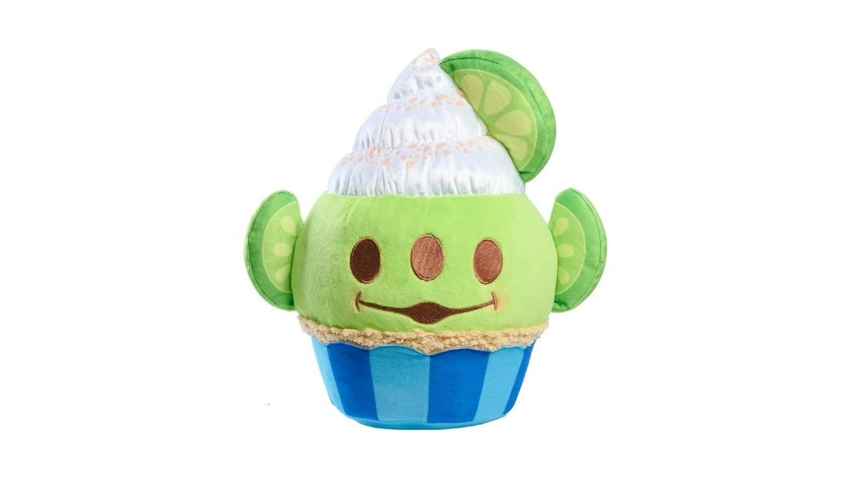Disney Munchlings Squeeze-a-munch Large Key Lime Scented Cupcake With Graham