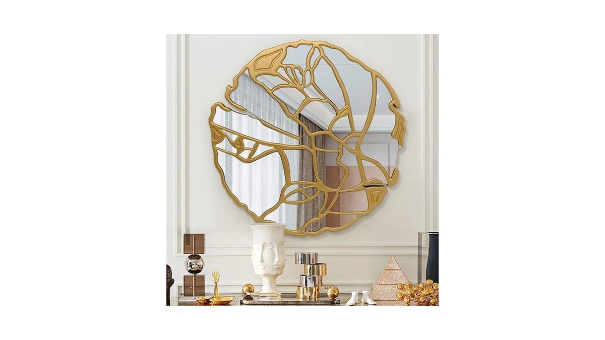 Pregaspor Round Wall Mirrors Decorative, 31.5'' Irregular Frame Gold Mirror