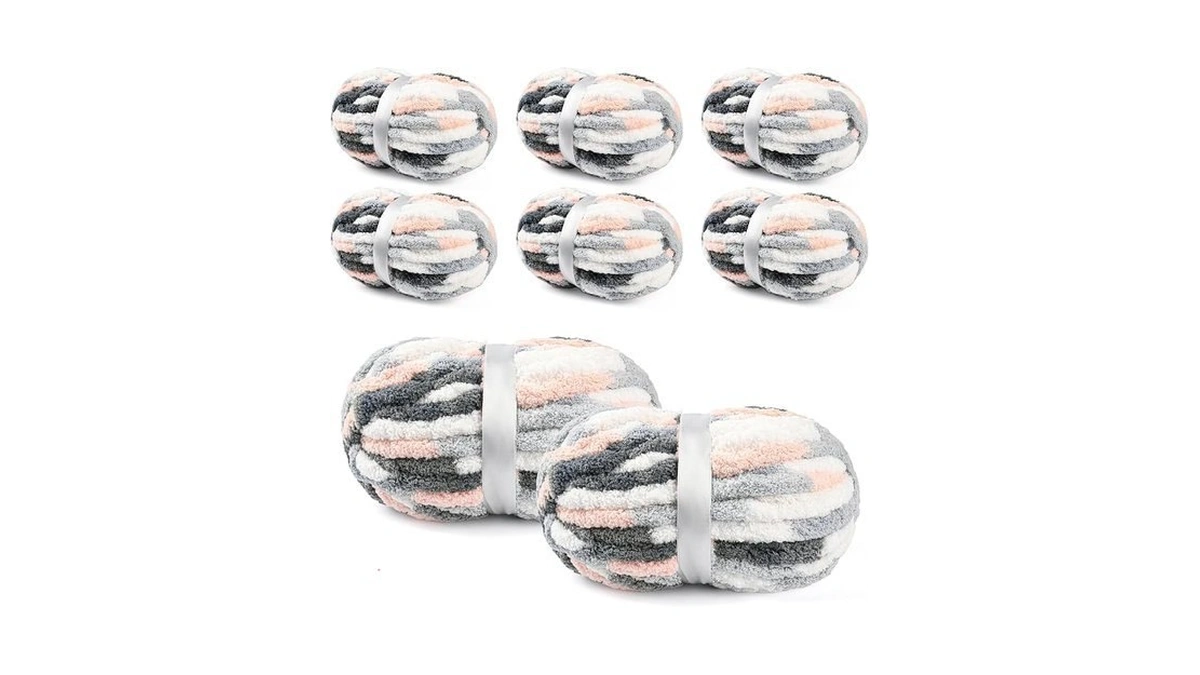 Yubamin 8 Packs Jumbo Chenille Chunky Yarn, 2045g (72oz) 245