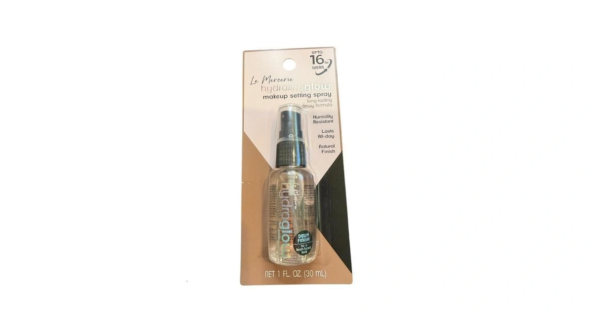 Amazon : Le Mercerie Hydrating Glow Makeup Settin