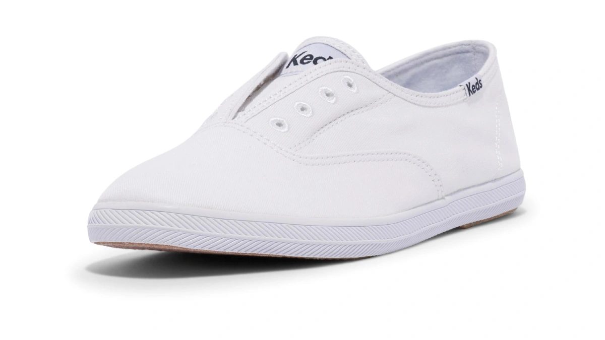 Keds Chillax Slip On, Sneaker Womens, White, 6.5 Medium