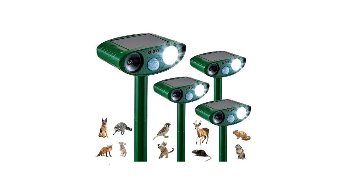 4 Pack Solar Animal Repeller For Raccoons, Deer & Squirrels