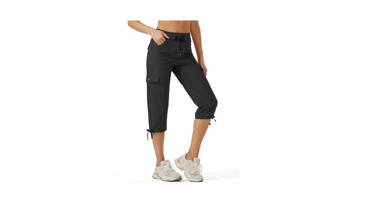 Rewkoy Women's Hiking Cargo Capris Lightweight Quick Dry Outdoor Athletic