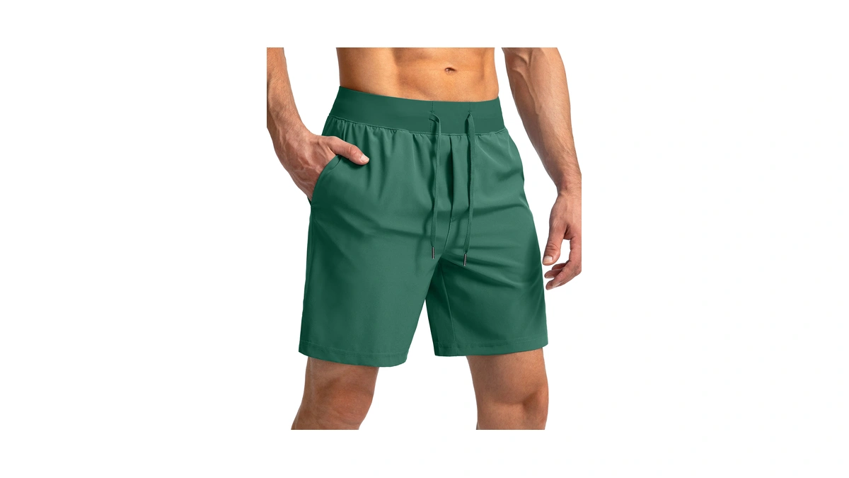 Amazon : Soothfeel Men's Running Shorts With Zipp