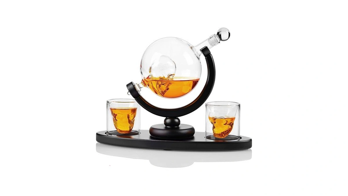 Frutpunch 28oz Whiskey Decanter Set With Two Cups 2.7oz，skull Decanter