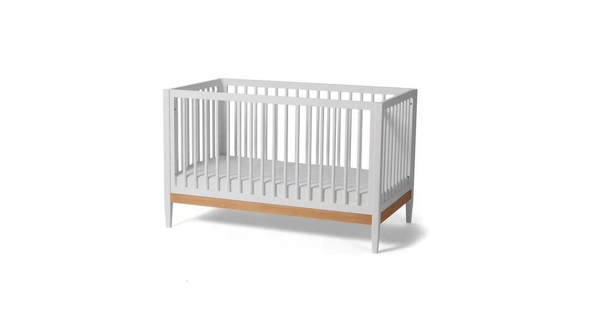 Little Seeds Clover 4-in-1 Convertible Baby Crib To Toddler Bed,